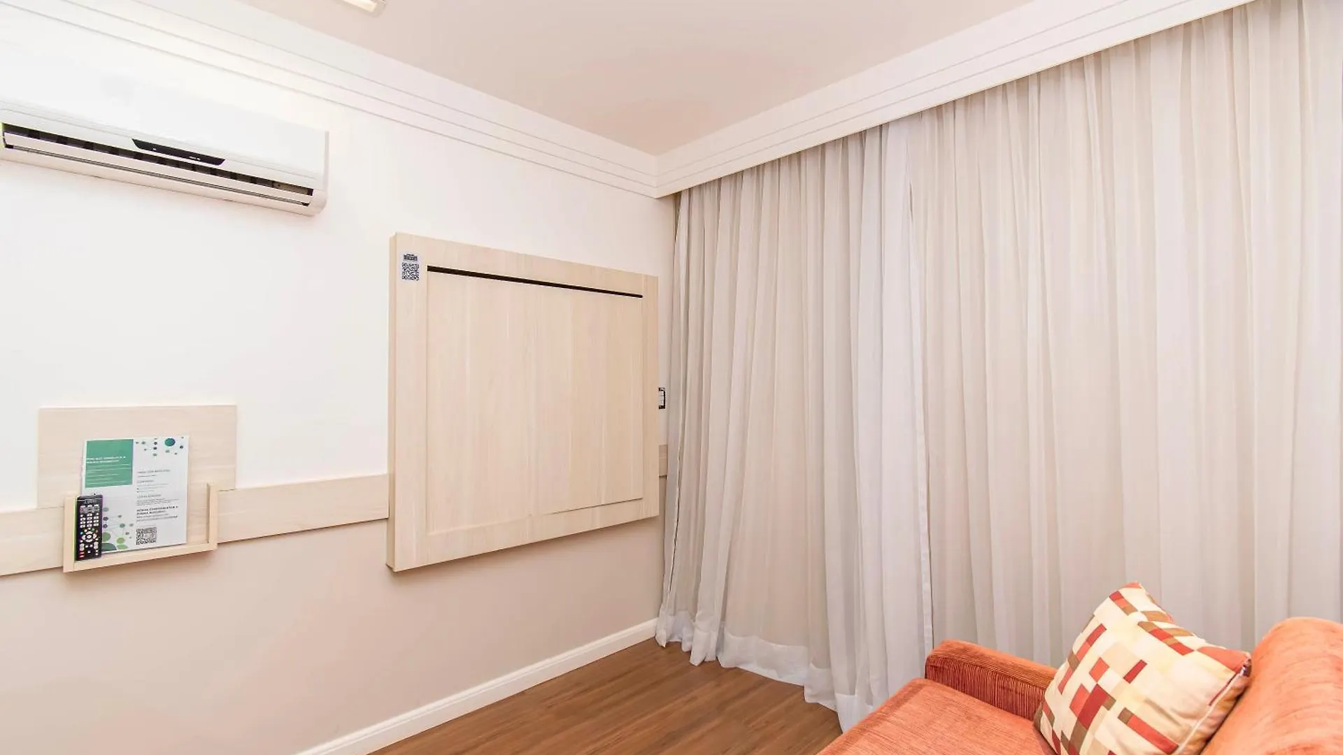 Apartamento Mercure Diaria Brasil 61956 Brasília